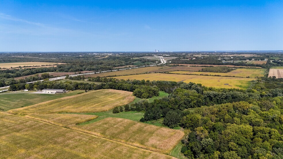 2761 US-65, Carlisle, IA à vendre - Photo de l’immeuble – Image 1 sur 6