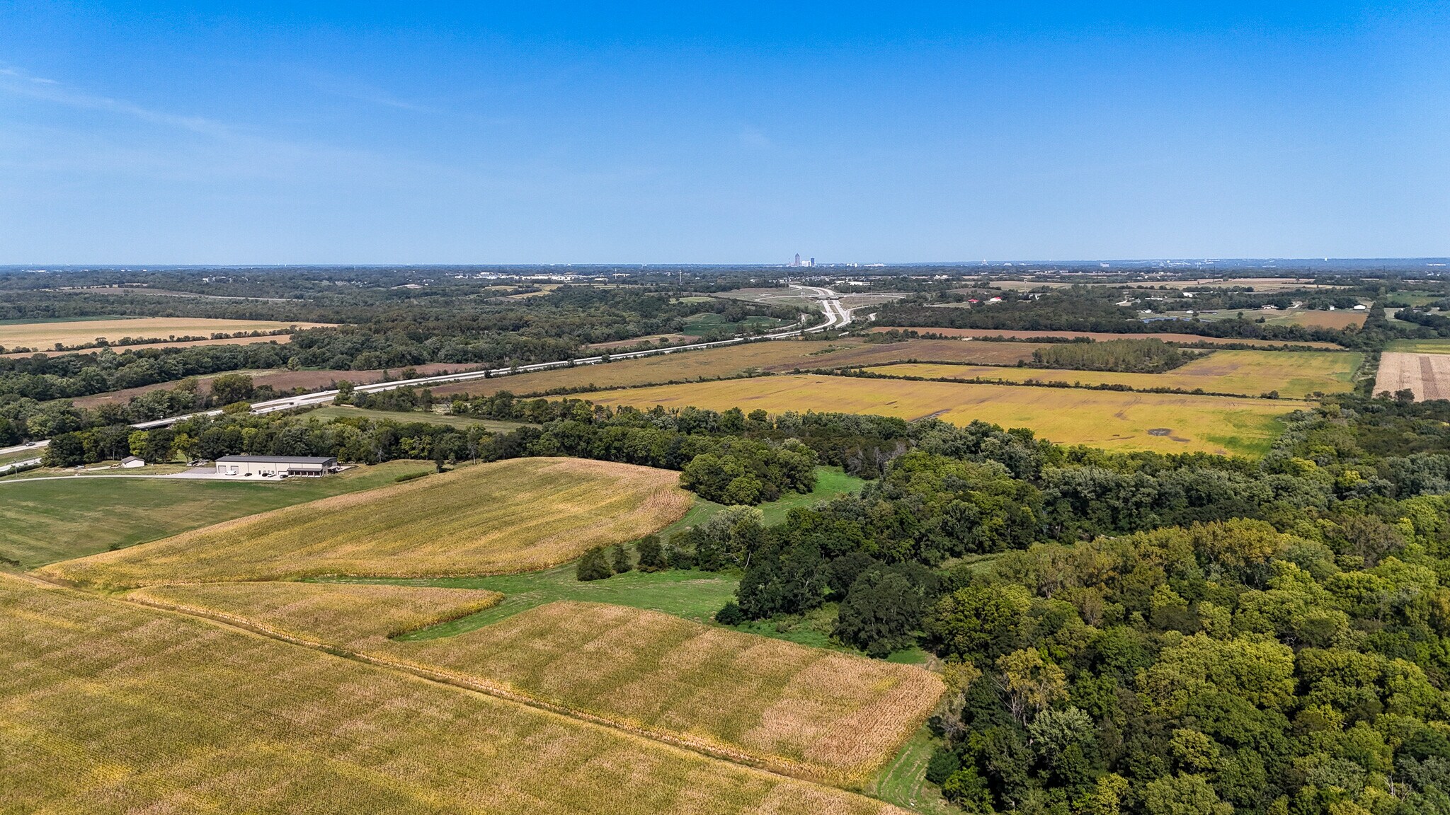 2761 US-65, Carlisle, IA à vendre Photo de l’immeuble– Image 1 sur 7