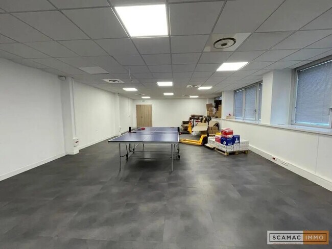 Plus de détails pour 13 Avenue Morane Saulnier, 78140 Vélizy-Villacoublay, Vélizy-Villacoublay - Industriel/Logistique à louer
