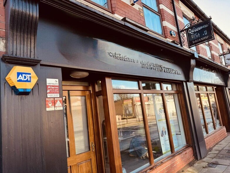89 Liverpool Rd, Manchester à louer - Photo de l’immeuble – Image 2 sur 7