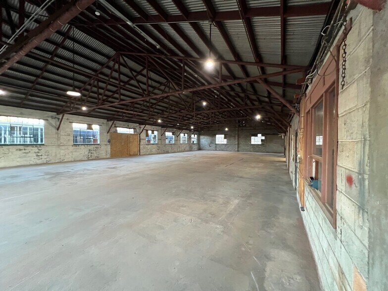 2833 Washington St, Avondale Estates, GA à louer - Photo de l’immeuble – Image 2 sur 10