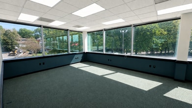 790 Pershing Rd, Raleigh, NC à louer Photo intérieure– Image 2 sur 7