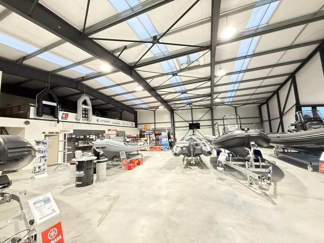 Local d'activités dans Arzon à vendre Photo de l’immeuble– Image 1 sur 3