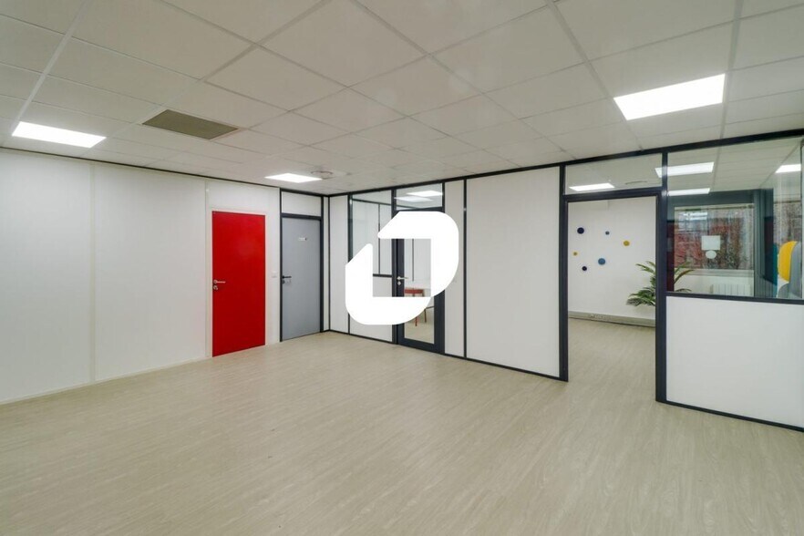 Local d’activités dans Villiers-sur-Marne à louer - Photo intérieure – Image 3 sur 10