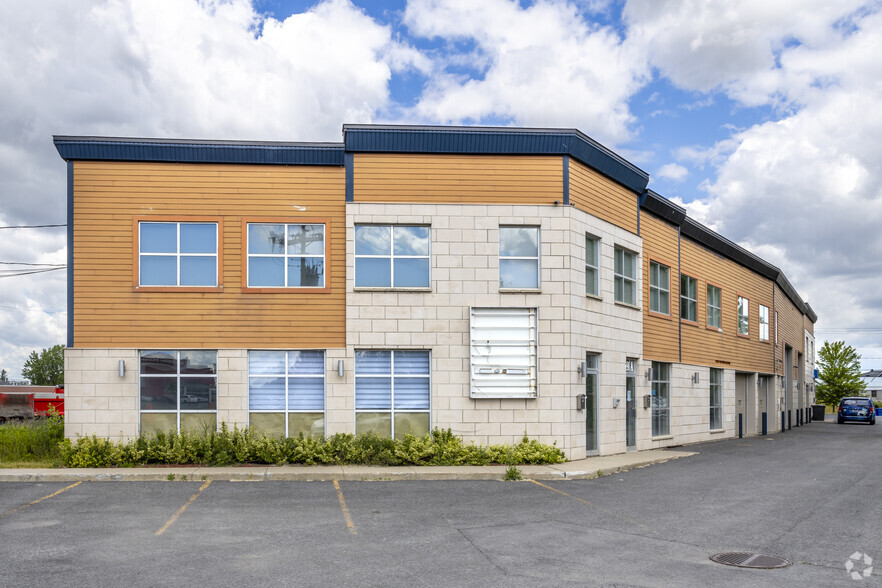 1691 Boul De Périgny, Chambly, QC à louer - Photo principale – Image 1 sur 3