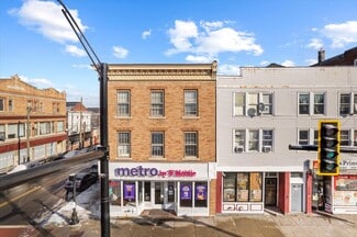 Plus de détails pour 666-668 Main St, Middletown, CT - Logement à vendre