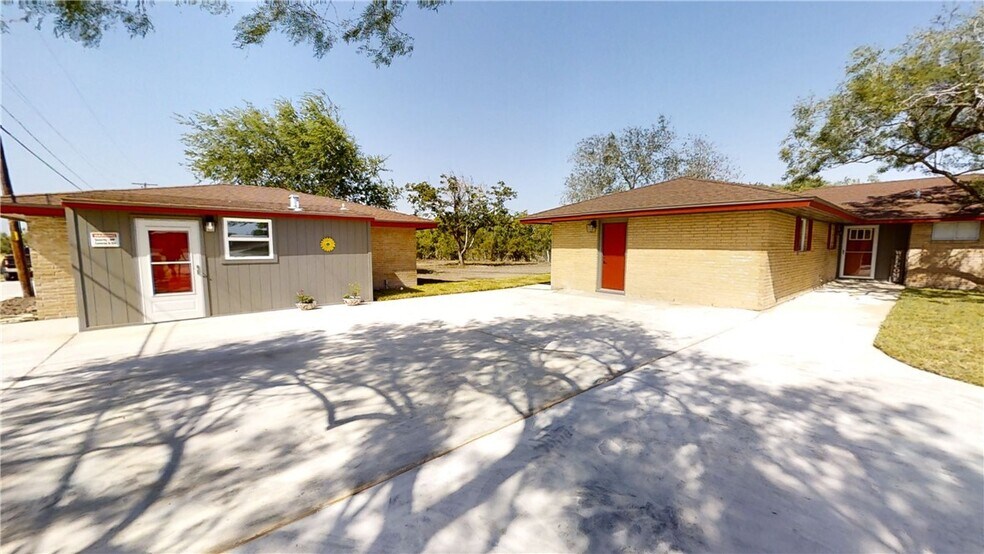 16222 NW, Robstown, TX à vendre - Photo de l’immeuble – Image 2 sur 32