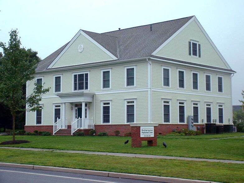 211 Somerville Rd, Bedminster, NJ à vendre - Photo principale – Image 3 sur 15