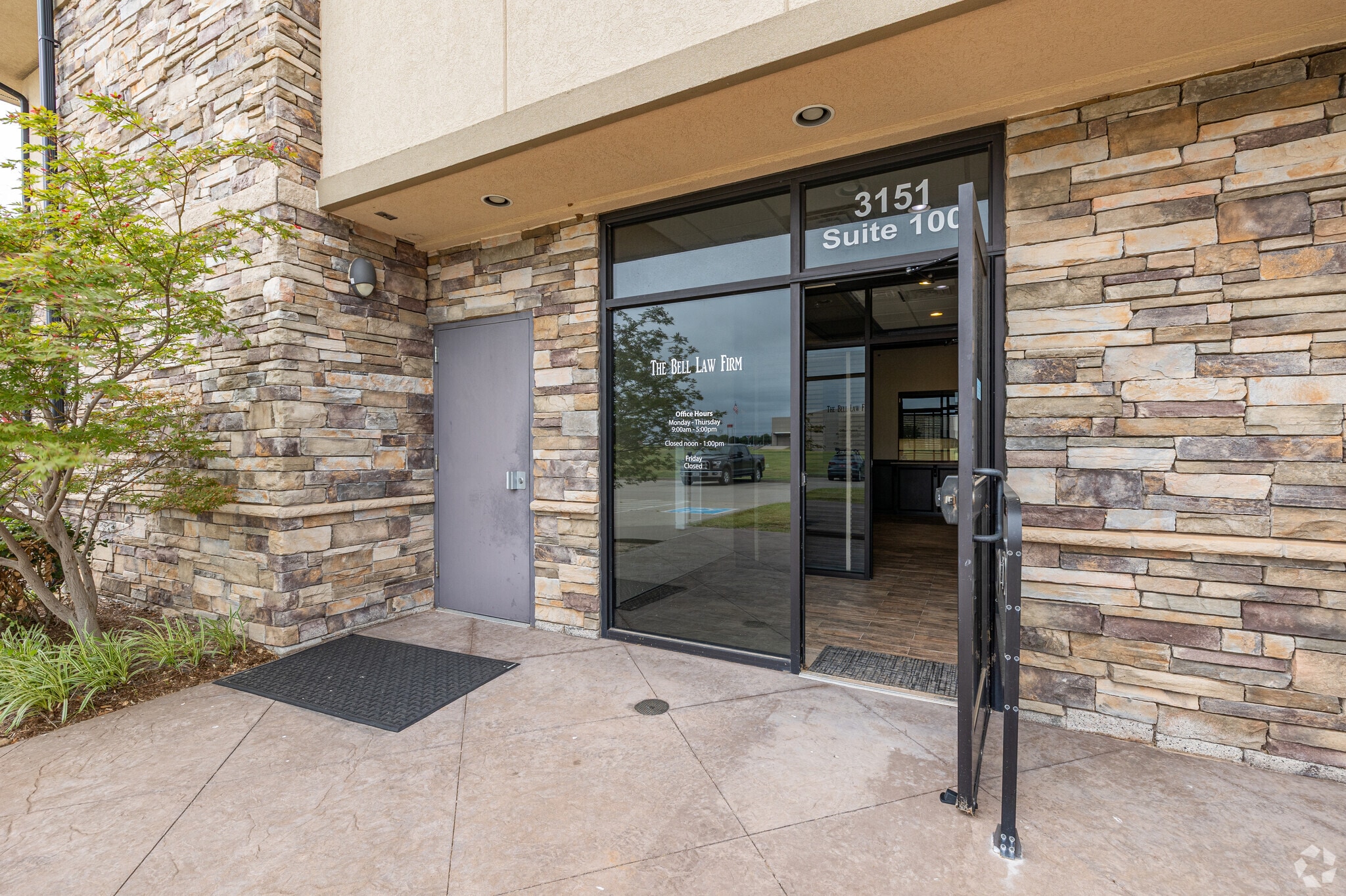 3151 W Tecumseh Rd, Norman, OK à louer Photo de l’immeuble– Image 1 sur 11
