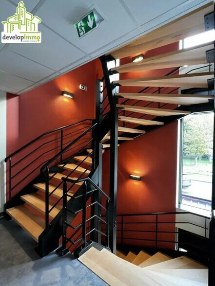 Bureau dans BRETTEVILLE-SUR-ODON à louer - Photo de l’immeuble – Image 3 sur 5