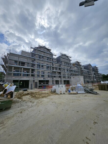 Bureau dans Serris à vendre - Photo de l’immeuble – Image 3 sur 5