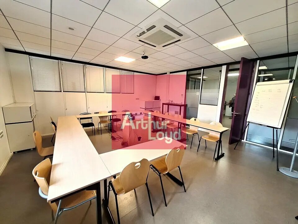 Bureau dans Clermont-Ferrand à louer Photo intérieure– Image 1 sur 7