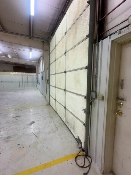 1200 Foundation Dr, Pilot Point, TX à louer - Vidéo sur l’annonce professionnelle – Image 2 sur 22