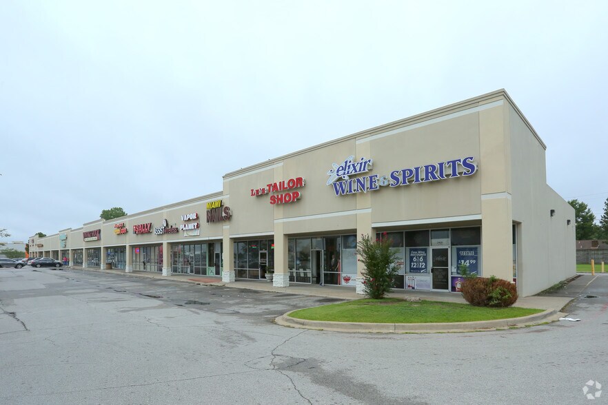 2409 W Kenosha Ave, Broken Arrow, OK à louer - Photo de l’immeuble – Image 2 sur 2