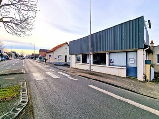 Plus de détails pour Bureau, Industriel/Logistique à louer