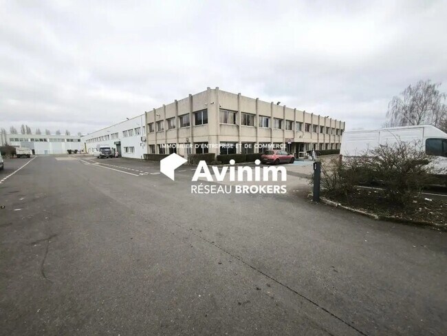 Plus de détails pour Industriel/Logistique à louer