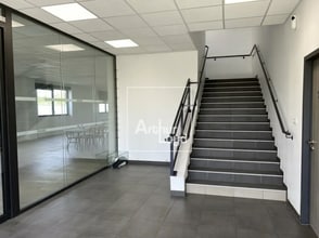 Industriel/Logistique dans Lieusaint à louer Photo intérieure– Image 1 sur 3