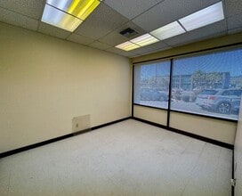 1 Edwards Ct, Burlingame, CA à louer Photo intérieure– Image 2 sur 5