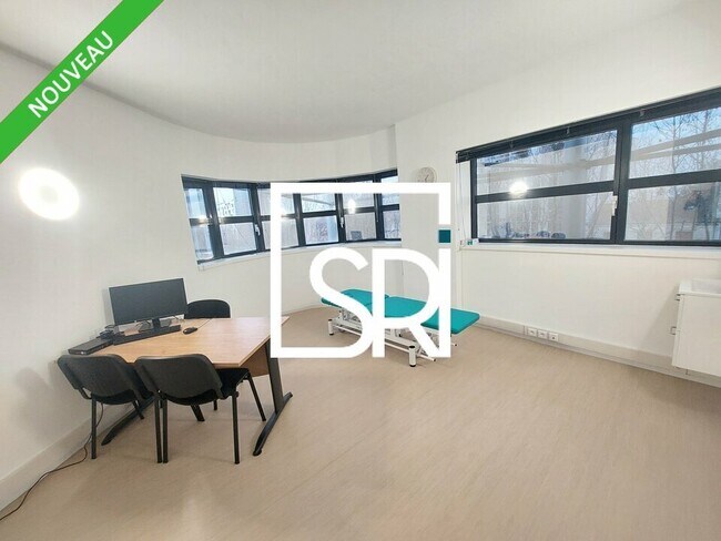 Plus de détails pour 99 Avenue De La République, Clermont-Ferrand - Bureau à louer