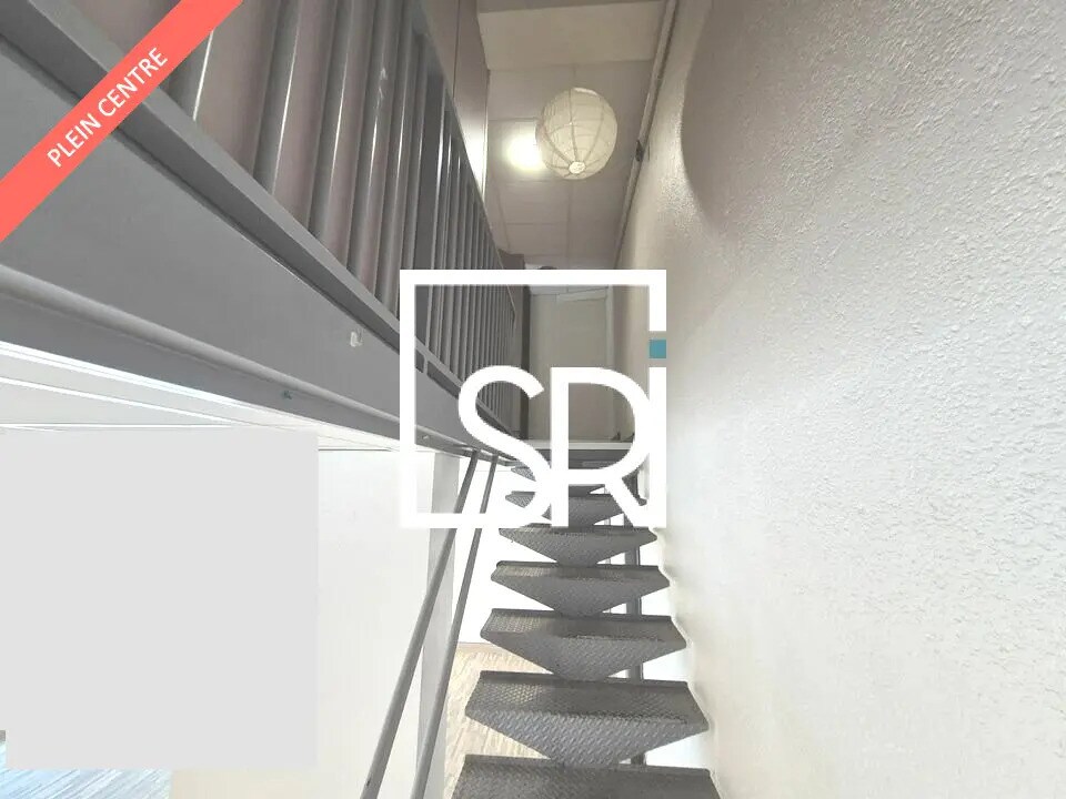 Local commercial dans Clermont-Ferrand à louer Photo principale– Image 1 sur 12