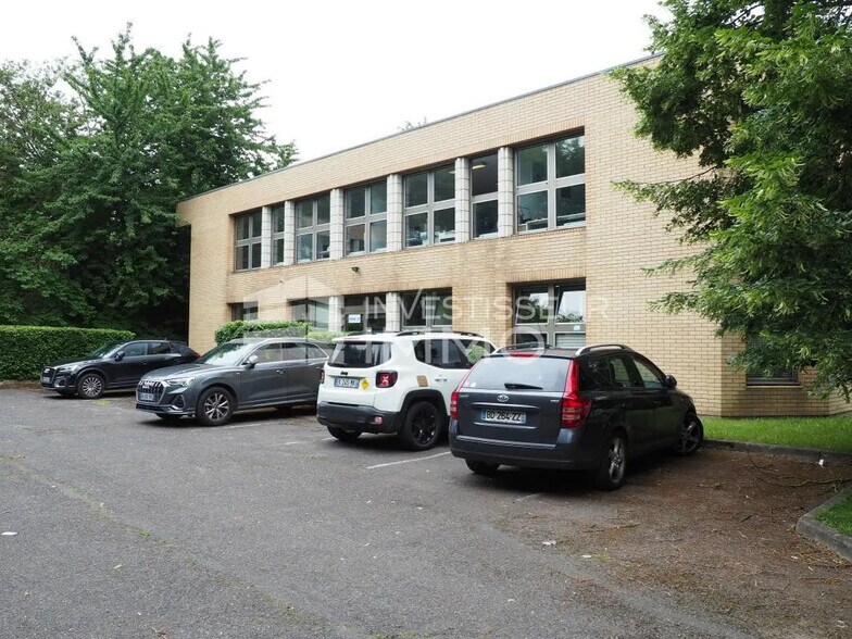 Bureau dans Torcy à vendre - Photo de l’immeuble – Image 1 sur 14