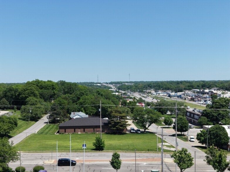 6229-6239 Quivira Rd, Shawnee, KS à vendre - Aérien – Image 3 sur 4
