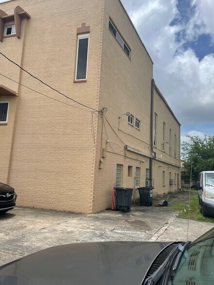 2400 Delachaise St, New Orleans, LA à vendre - Photo de l’immeuble – Image 3 sur 76