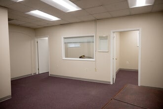 828 Dulaney Valley Rd, Towson, MD à louer Photo intérieure– Image 1 sur 4