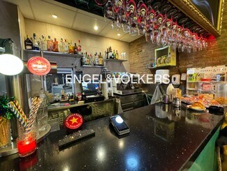 Plus de détails pour Local commercial à louer