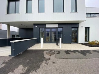 Plus de détails pour Bureau, Local d'activités à louer