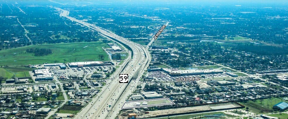 10917 Eastex Fwy, Houston, TX à louer - Aérien – Image 2 sur 2