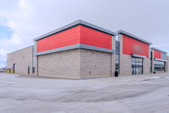 1070 Rest Acres Rd, Brant, ON à louer Photo de l’immeuble– Image 2 sur 15