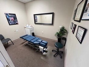 2075 Blackberry Dr, Geneva, IL à vendre Photo intérieure– Image 2 sur 8