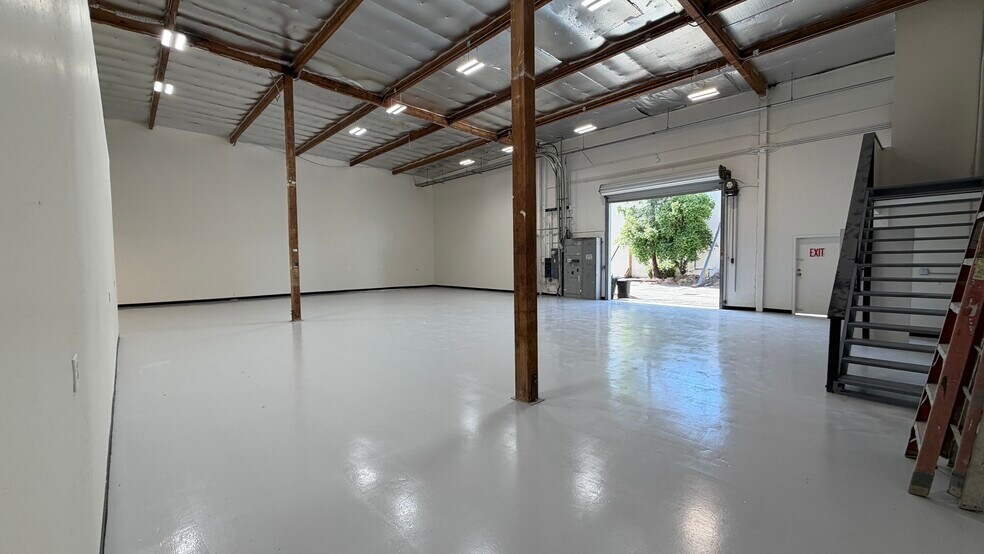 49111 Millmont Drive, Fremont, CA à vendre - Photo de l’immeuble – Image 3 sur 13