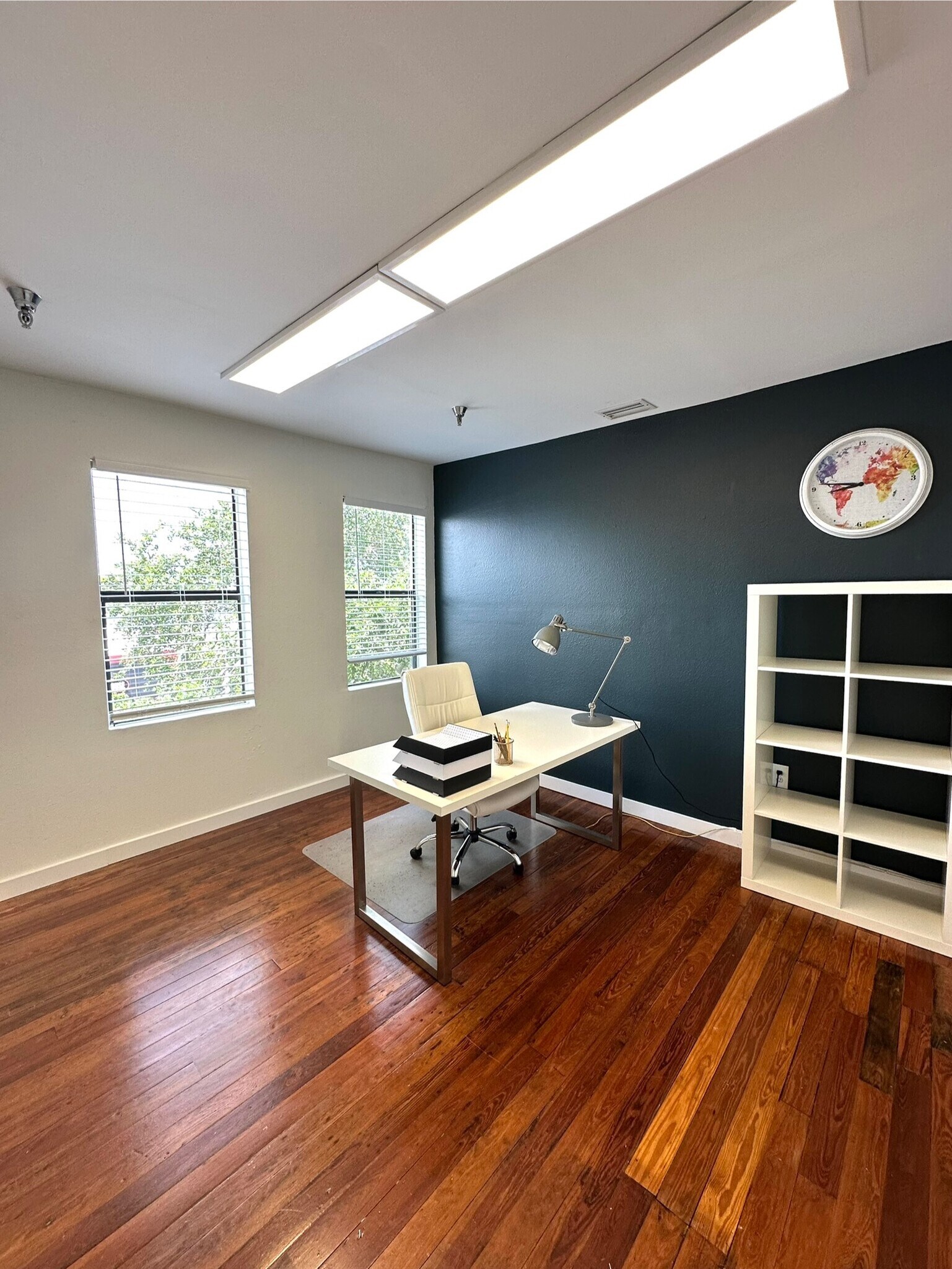 927 E New Haven Ave, Melbourne, FL à louer Photo intérieure– Image 1 sur 1
