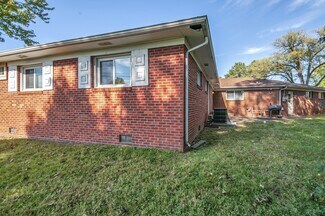 Plus de détails pour 1 E Bel Air Blvd, Clarksville, TN - Bureau à vendre