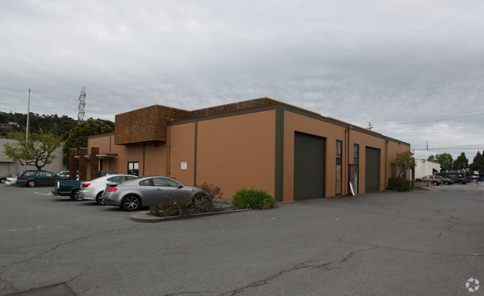 41 Simms St, San Rafael, CA à vendre - Photo de l’immeuble – Image 2 sur 4