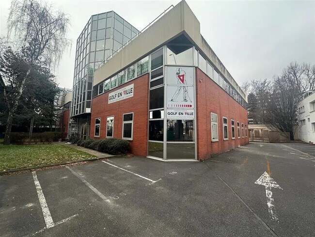 Plus de détails pour Bureau à vendre