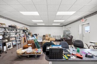 Plus de détails pour 622 N Trimble Rd, Mansfield, OH - Local d'activités à louer
