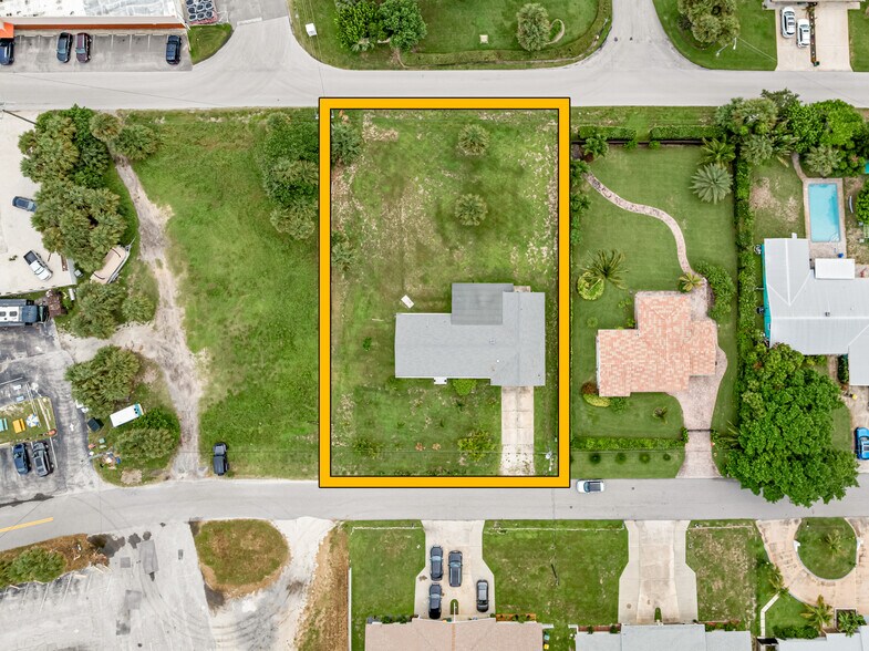 107 Franklyn Ave, Indialantic, FL à vendre - Plan de site – Image 3 sur 5
