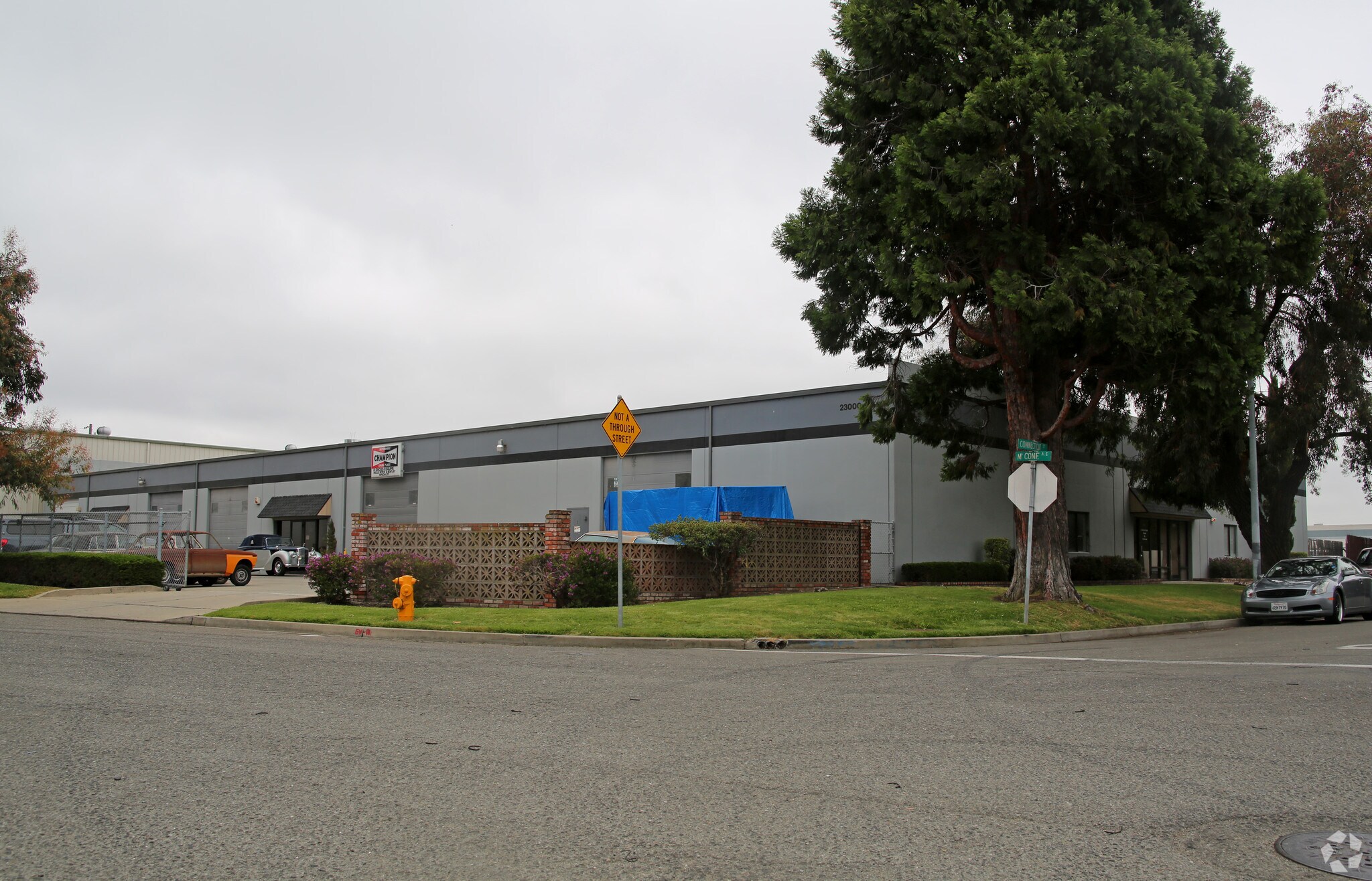 23000 Connecticut St, Hayward, CA à louer Photo principale– Image 1 sur 10