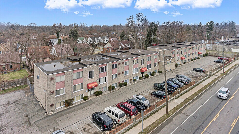 14881 Schaefer Hwy, Detroit, MI à vendre - Photo de l’immeuble – Image 2 sur 15