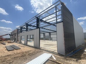 6420 FM 1102, New Braunfels, TX à louer Photo de l’immeuble– Image 1 sur 11