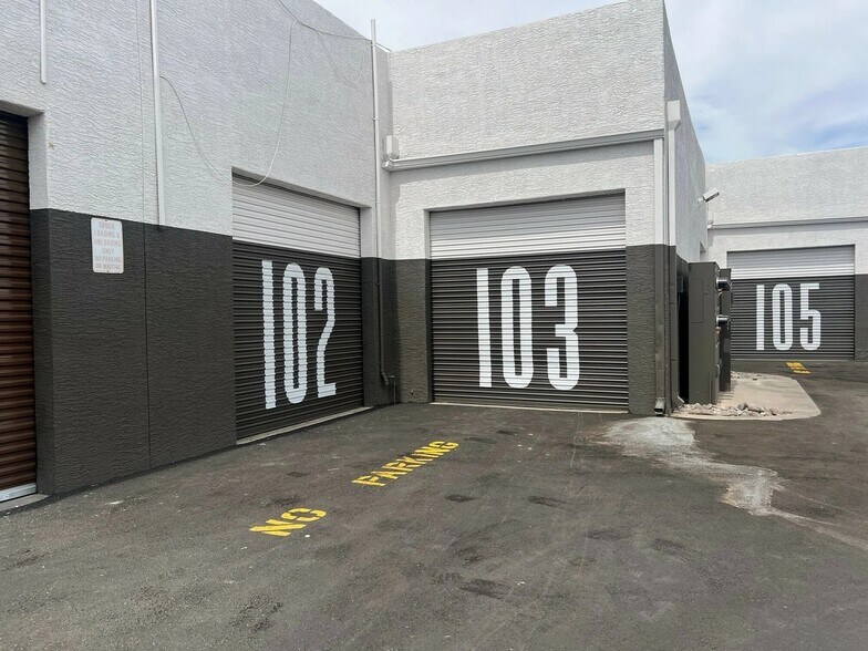2209 W 1st St, Tempe, AZ à louer - Photo de l’immeuble – Image 3 sur 7