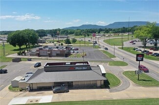 Plus de détails pour 511 Union St, Dardanelle, AR - Local commercial à vendre