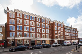 Plus de détails pour 18-28 Shacklewell Ln, Londres - Bureau à louer