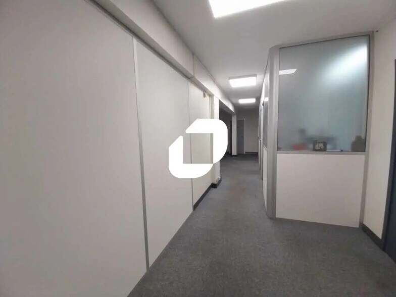 Bureau dans Palaiseau à louer - Photo de l’immeuble – Image 3 sur 9