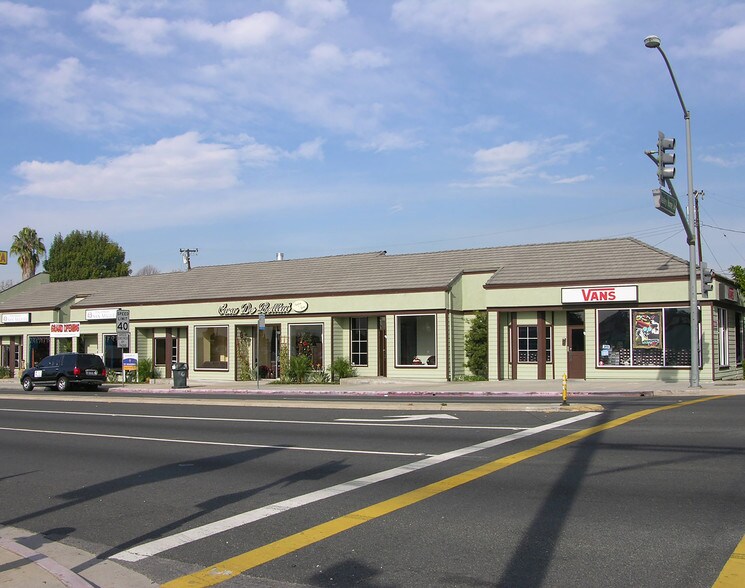 16561 Whittier Blvd, Whittier, CA à louer - Photo principale – Image 1 sur 1