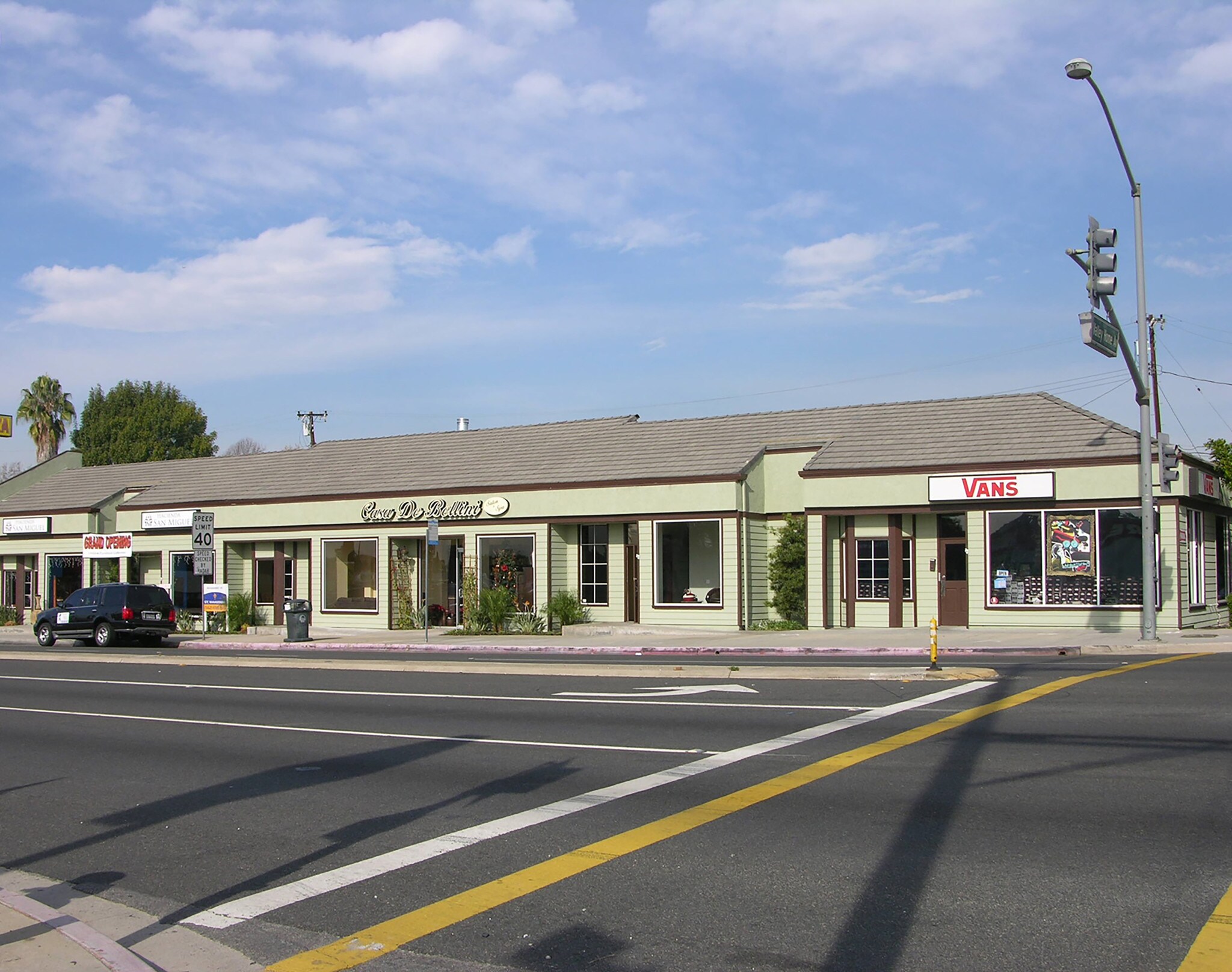 16561 Whittier Blvd, Whittier, CA à louer Photo principale– Image 1 sur 2