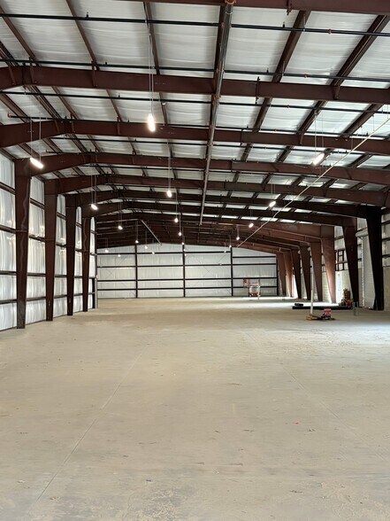 137 Atlantic Dr, Maitland, FL à louer - Photo de l’immeuble – Image 3 sur 5